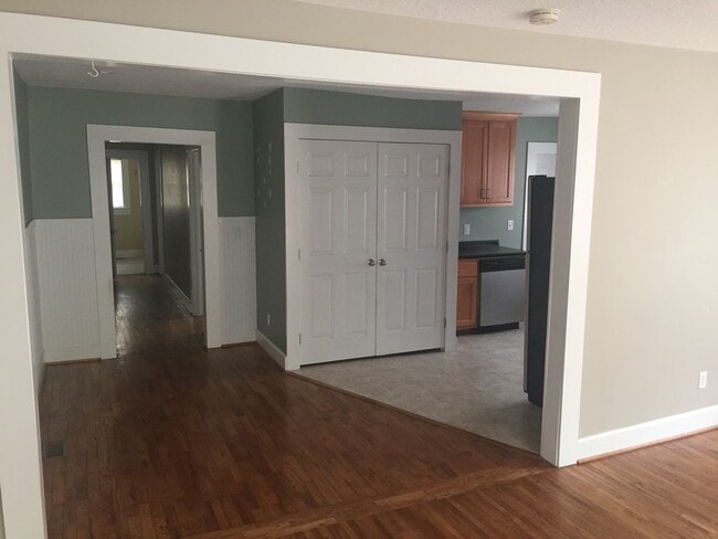 308 Clinton St SE in Jacksonville, AL - Building Photo - Building Photo