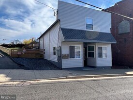 328 Virginia Ave in Cumberland, MD - Building Photo