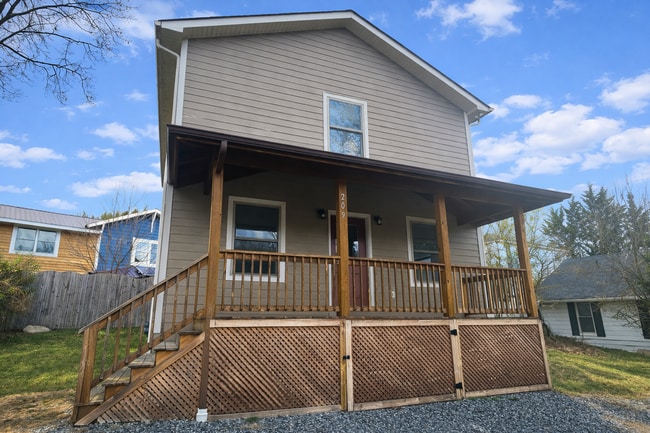 property at 209 Delmar St