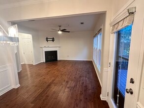 1624 Caswell Pkwy in Marietta, GA - Foto de edificio - Building Photo