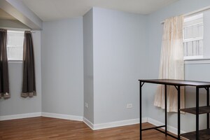 6345 N Washtenaw Ave in Chicago, IL - Building Photo - Building Photo