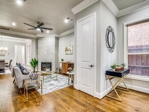 3413 Granada Ave in Dallas, TX - Building Photo - Building Photo