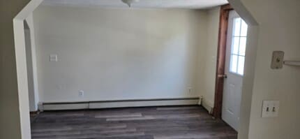 51 Bowdoin St, Unit F in Winthrop, ME - Building Photo - Building Photo