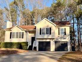 223 Sterling Trail in Powder Springs, GA - Building Photo