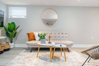 11 Linwood St, Unit SI ID1388883P in London, ON - Building Photo - Building Photo