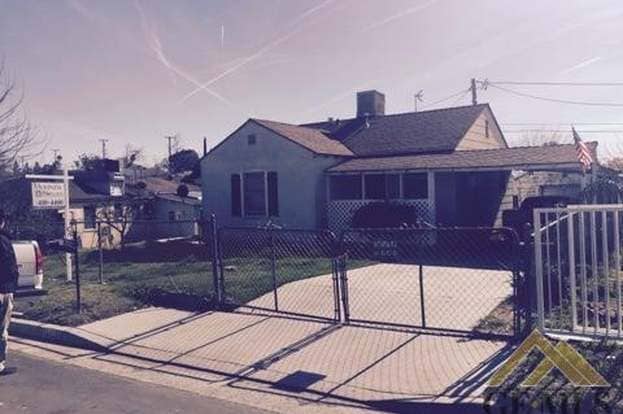 property at 1525 Pearl St