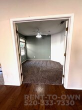 4964 W Rosebay Dr in Tucson, AZ - Building Photo - Building Photo