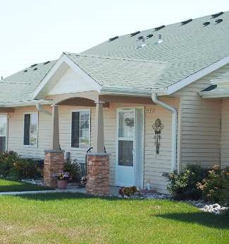 Windwood Townhomes in Fargo, ND - Foto de edificio