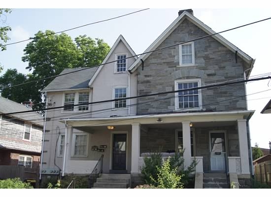 Main Line Student Rental in Bryn Mawr, PA - Building Photo