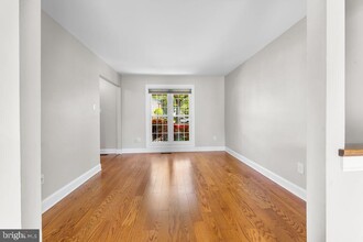 17429 Gallagher Way in Olney, MD - Building Photo - Building Photo