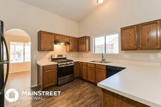 8136 S Carbury Way in Tucson, AZ - Building Photo - Building Photo