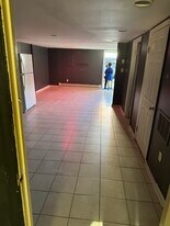 5815 Oxford Ave in Philadelphia, PA - Building Photo