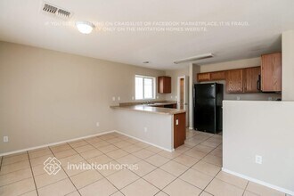 3417 W Wayland Dr in Phoenix, AZ - Foto de edificio - Building Photo