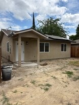 920 Adams Ave in Los Banos, CA - Building Photo