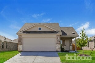 15233 Grappling Irons Ln, Unit 2 in Haslet, TX - Building Photo