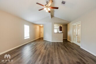 15911 Newport Pl in Crosby, TX - Building Photo - Building Photo