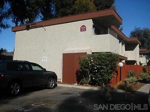 9574 Carroll Canyon Rd in San Diego, CA - Building Photo - Building Photo
