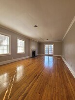 419 S 38th Ave in Omaha, NE - Building Photo