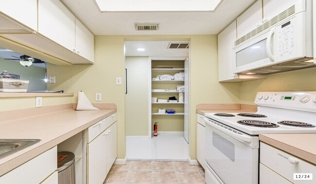 2824 S Bartell Dr in Houston, TX - Foto de edificio - Building Photo