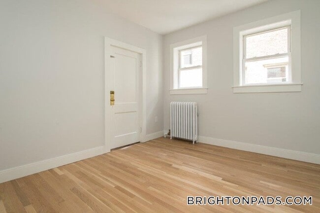 35 South St, Unit 3 in Boston, MA - Foto de edificio - Building Photo