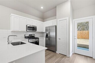 804 Pne Bch Dr in McKinney, TX - Building Photo - Building Photo