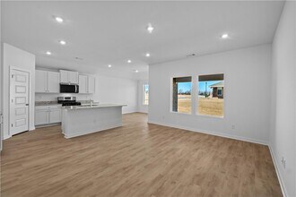 3080 Amarillo Way in Centerton, AR - Building Photo - Building Photo