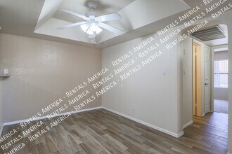 8787 E Mountain View Rd in Scottsdale, AZ - Building Photo - Building Photo