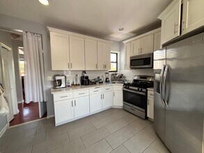 276 Morris Ave, Unit 3 in Elizabeth, NJ - Building Photo - Building Photo