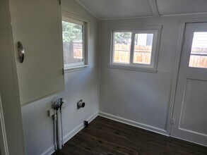 533 E 11th St in Loveland, CO - Building Photo - Building Photo