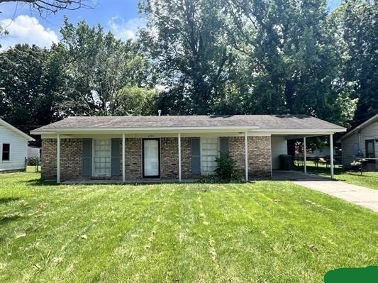 property at 2904 Alametos St SW