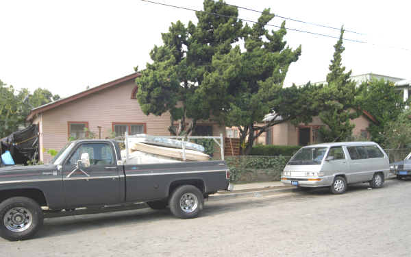 119 Douglas St in Los Angeles, CA - Foto de edificio