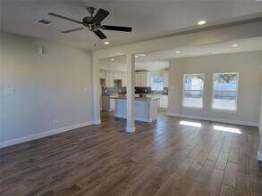 1432 La Delle St in Wharton, TX - Building Photo - Building Photo