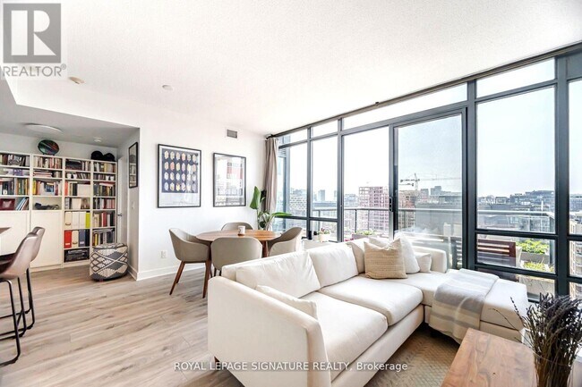 438 King St W in Toronto, ON - Building Photo - Building Photo