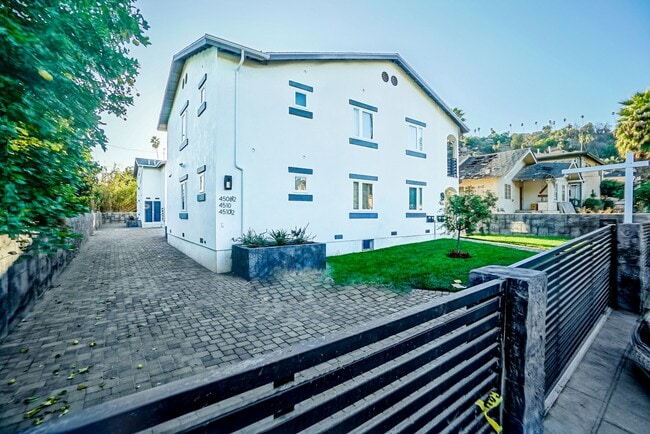 property at 4508 Esmeralda St