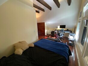 381 Highland Ave, Unit 2 in Somerville, MA - Building Photo - Building Photo