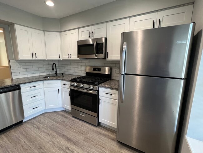 302 Fountain Hall Ct in Mount Laurel, NJ - Building Photo - Building Photo