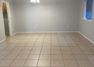 2515 W Oklahoma Ave in Guthrie, OK - Building Photo - Building Photo