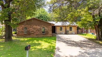 1501 Marydale Ave in Midwest City, OK - Building Photo - Building Photo