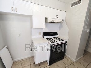 4306 61st St in Lubbock, TX - Foto de edificio - Building Photo