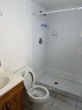 2240-2242 Garfield St in Hollywood, FL - Building Photo - Building Photo
