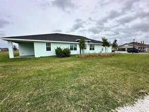 1377 Haywagon Tr. in Loxahatchee, FL - Building Photo - Building Photo