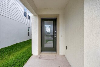 1917 Summer Serenity Dr in Kissimmee, FL - Building Photo - Building Photo