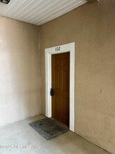 6788 Manotak Oaks Dr in Jacksonville, FL - Building Photo - Building Photo