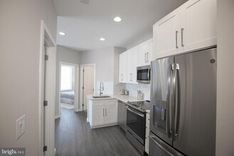 1508 Ridge Ave, Unit 202 in Philadelphia, PA - Building Photo - Building Photo