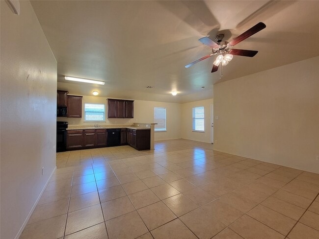 2515 Wynngate Dr, Unit G108 in Seagoville, TX - Building Photo - Building Photo
