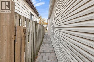 666 Brant St in Windsor, ON - Foto de edificio - Building Photo