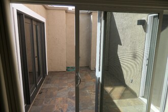 44715 La Paz Rd in Temecula, CA - Building Photo - Building Photo