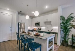 3900 Dacoma St in Houston, TX - Building Photo - Building Photo