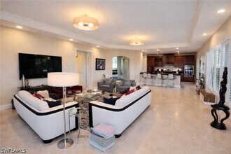 2547 Marquesa Royale Ln in Naples, FL - Building Photo - Building Photo