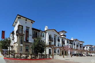 3251 Marisol Pl in Carlsbad, CA - Building Photo - Building Photo
